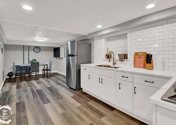Apartment Logan Square Monthly Chicago